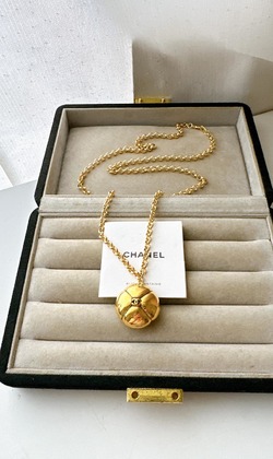 CHANEL 金色立體四葉幸運草CC LOGO耳夾改造墜飾 客訂項鍊