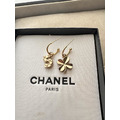 CHANEL 淡金色不對稱幸運草&No.5墜飾 客訂耳環