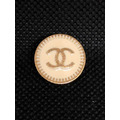 CHANEL 金色乳白底CC LOGO鈕扣 客訂項鍊