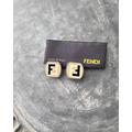 Fendi 淡金色邊框FF logo耳環_2