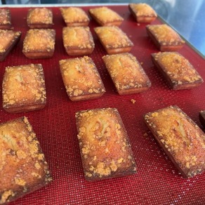 宜蘭三星紅土鹹蛋黃費南雪