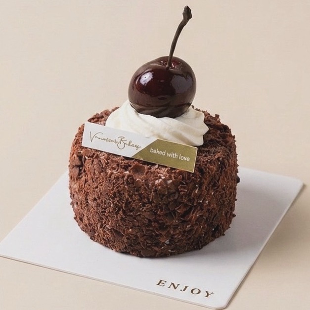 小黑森林 (黑巧克力、酸櫻桃、威士忌) 3.5吋