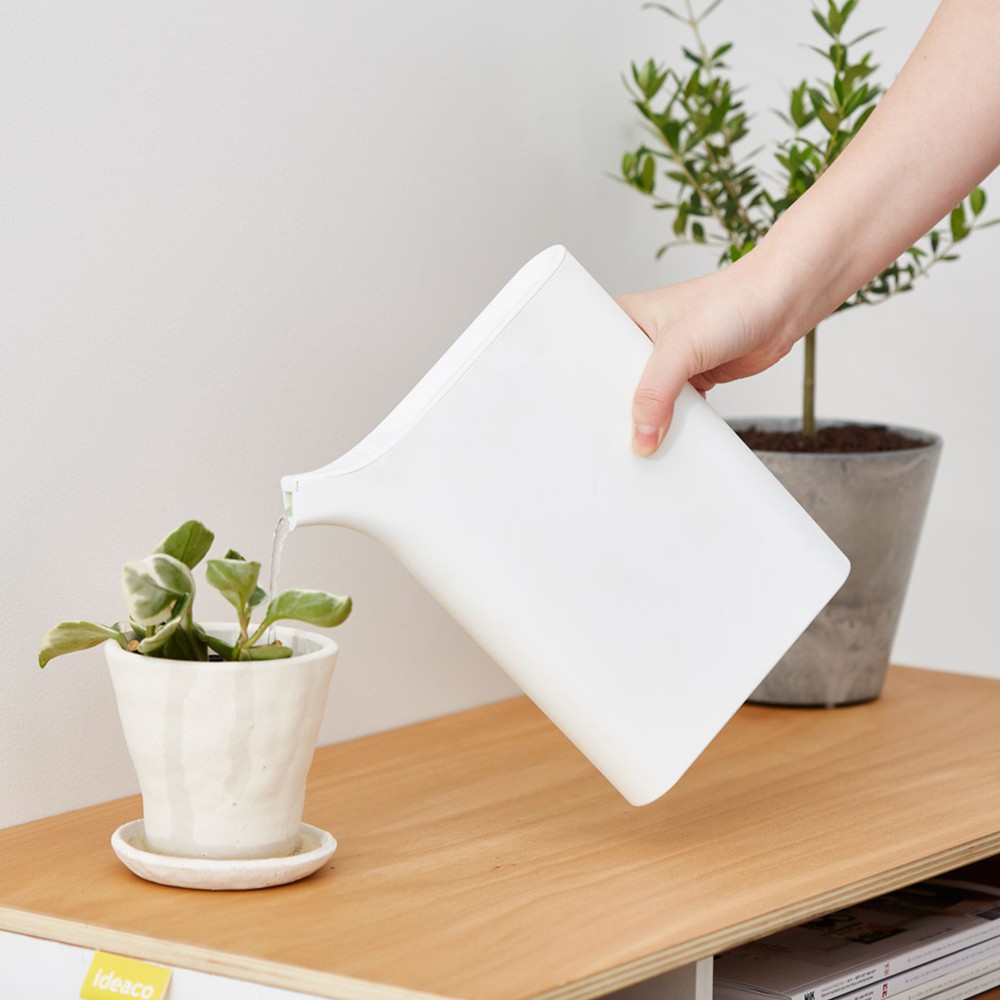 ideaco 摩登A4薄型澆水壺
