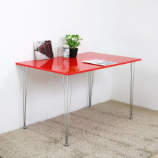 鏡面紅長方餐桌