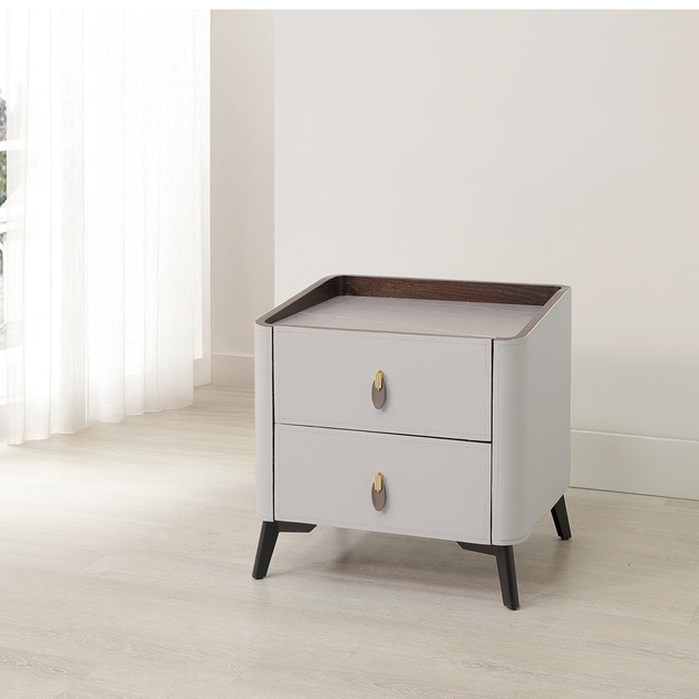 馬鞍皮床頭櫃│Q646A26-04