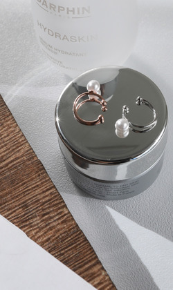 鳶白。氣質925純銀耳骨夾 (單入)