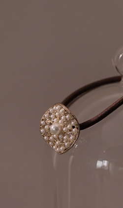 眼裡的光。手工彈性髮飾 (單入)