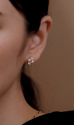 童話中。貼耳耳環 (可改夾式耳環)