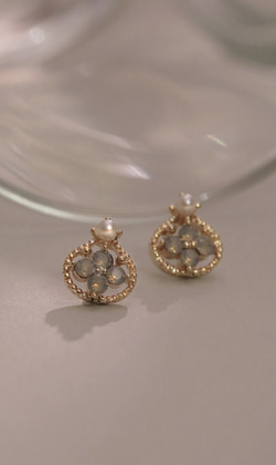 季節流轉。貼耳耳環 (可改夾式耳環)