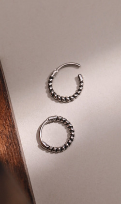 品牌經典款 | 浪潮。316L醫療鋼耳環