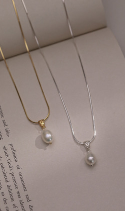 品牌經典款 | 歸屬。Pearl | 養殖珍珠 | 925純銀鎖骨鍊
