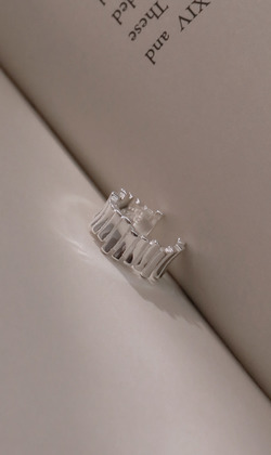 海洋秘語。925純銀耳骨夾 (單入)