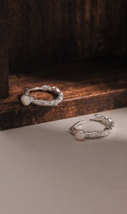 簡映。Freshwater Pearl | 淡水珍珠 |925純銀耳環