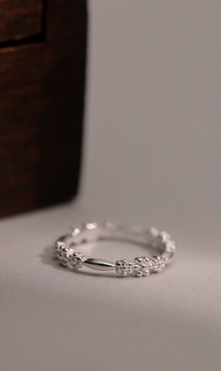 心田。925純銀戒指