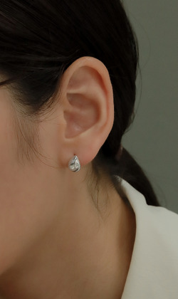 品牌經典款 | 鏡。925純銀耳環