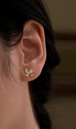 星緞映光。925純銀耳環