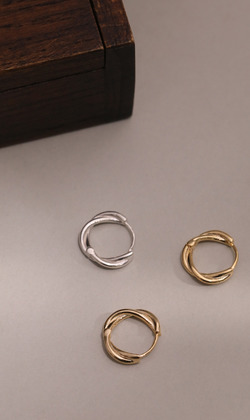 心之鑰。簡約925純銀耳環