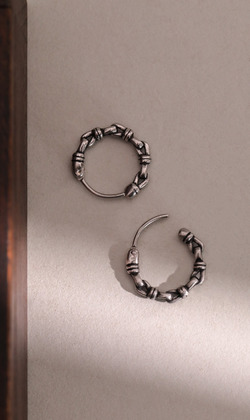 KE系列 | 銀層映影。316L醫療鋼耳環