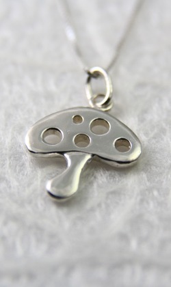 【神奇蘑菇】蘑菇項鍊 / 純銀項鍊 / Sterling Silver Necklace / Mushroom
