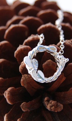 【暖心花圈】花圈項鍊 / 純銀項鍊 / Sterling Silver Necklace / Mistletoe