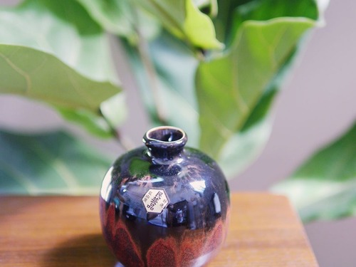 (已售出)美濃燒墨黑紅釉小花器