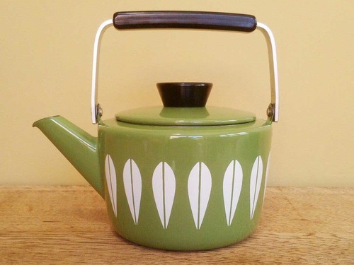 Cathrineholm 琺瑯茶壼(草綠)(預購)(歡迎傳訊詢價)