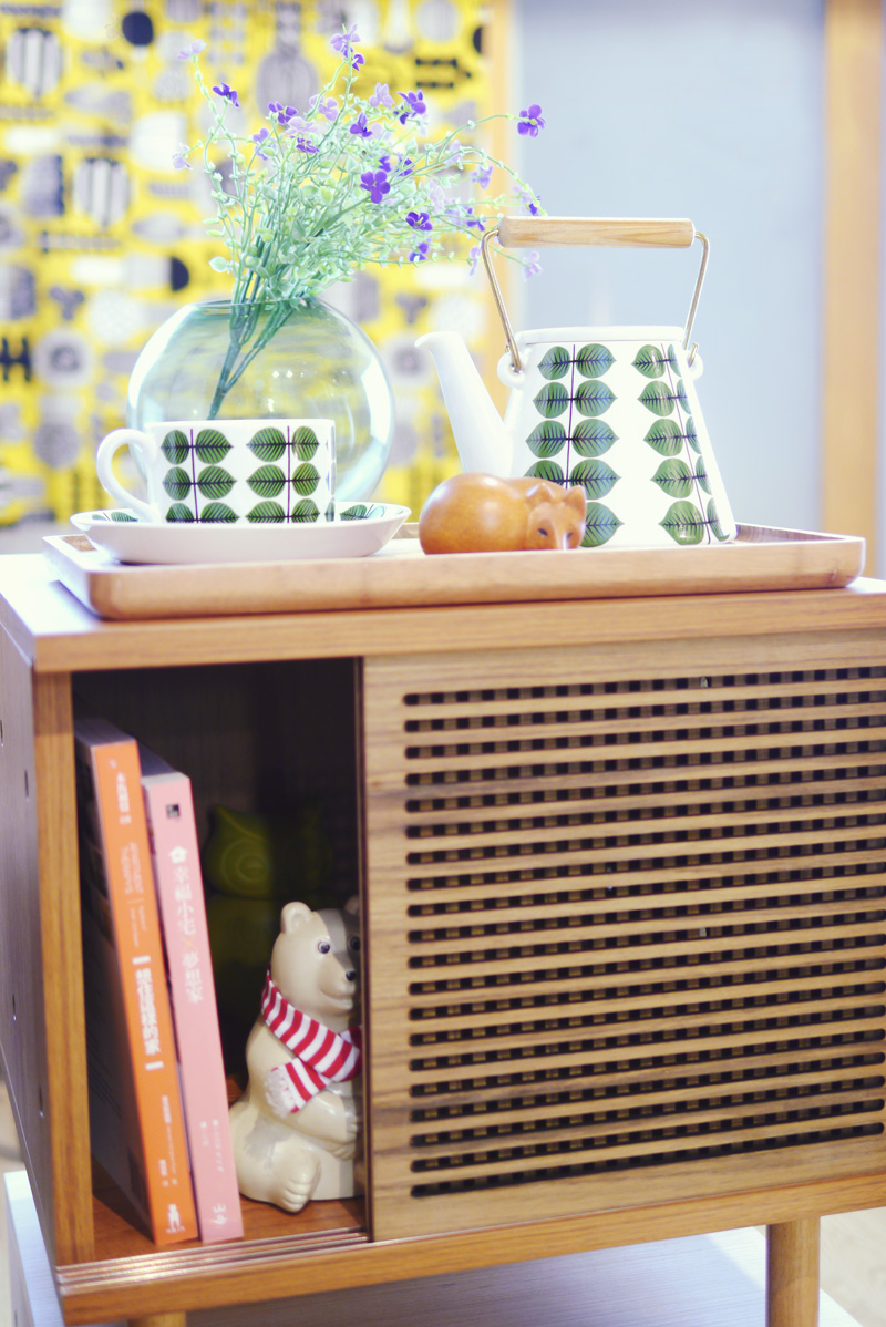 喵日子滑門小邊櫃 