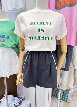 New 春.__簡約字母休閒T恤