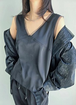 New 春.__v領接紗背心