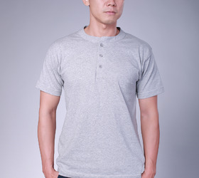水洗亨利領短袖素T/Washed Henley Shirt