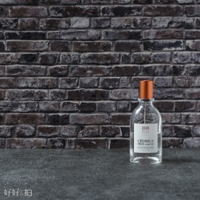 小人國的黑紅牆｜拍照背景板