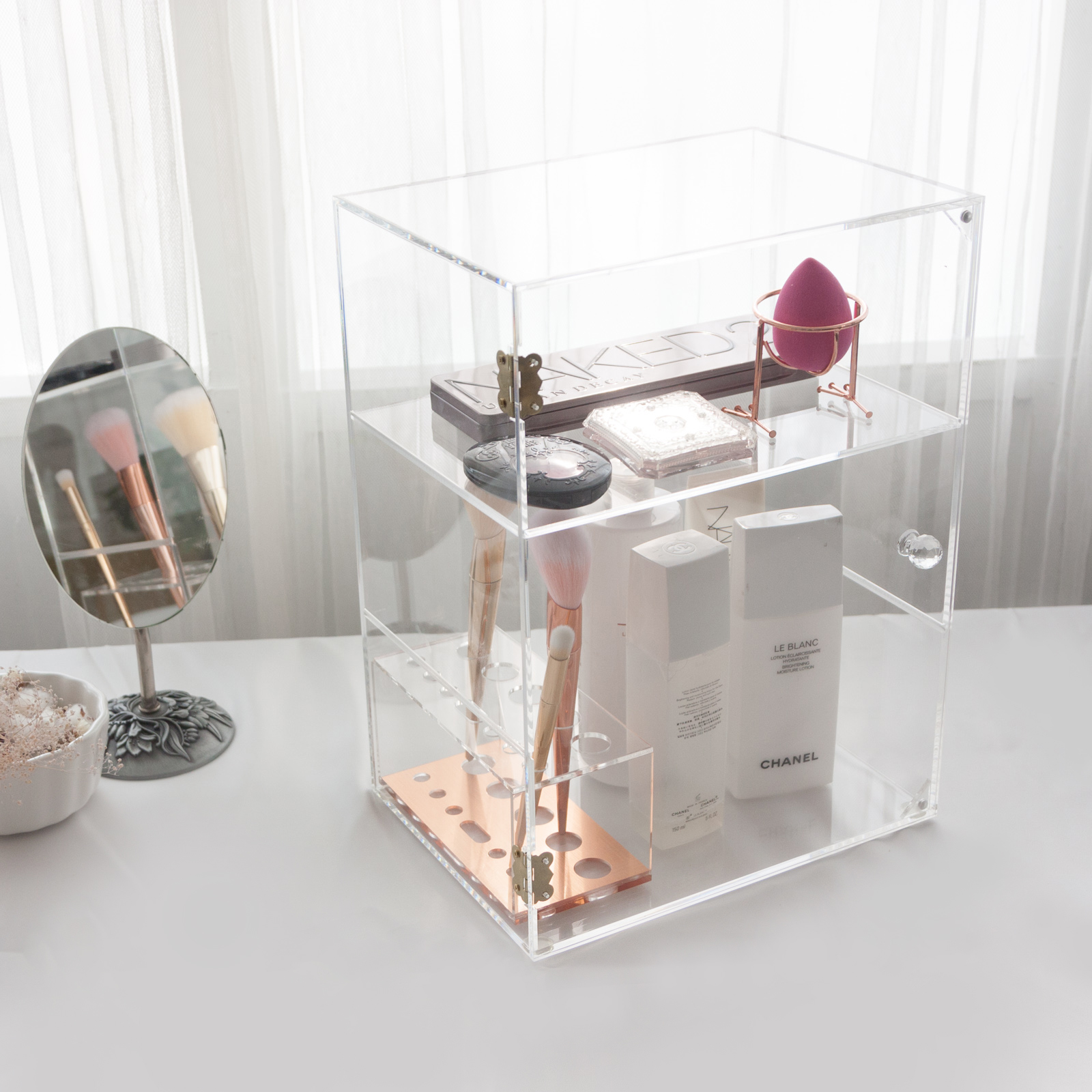 大容量：防塵三層美妝透天厝