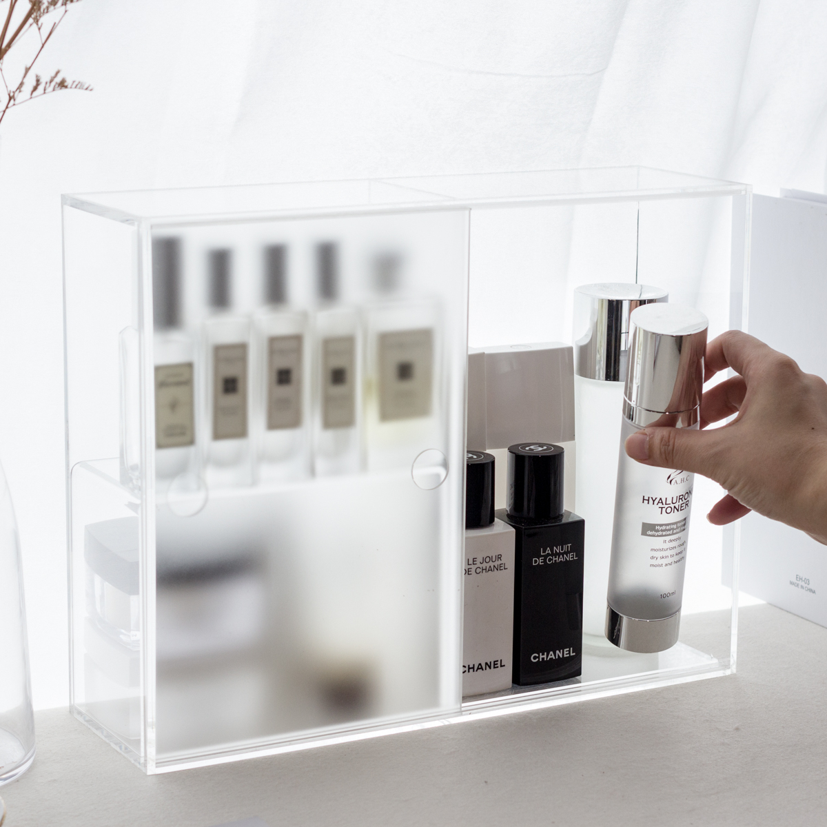 目喜八週年優惠：迷霧拉門・防塵美妝保養品收納櫃（組合款）