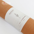 【Horizon Urban】 MIT 自然正確 天然橡膠瑜珈墊｜4mm，183x61cm 恰恰好尺寸｜FSC認證，ESG永續精神｜台灣製造天然麻表層，防滑抗菌｜標配附質感瑜珈背帶_6