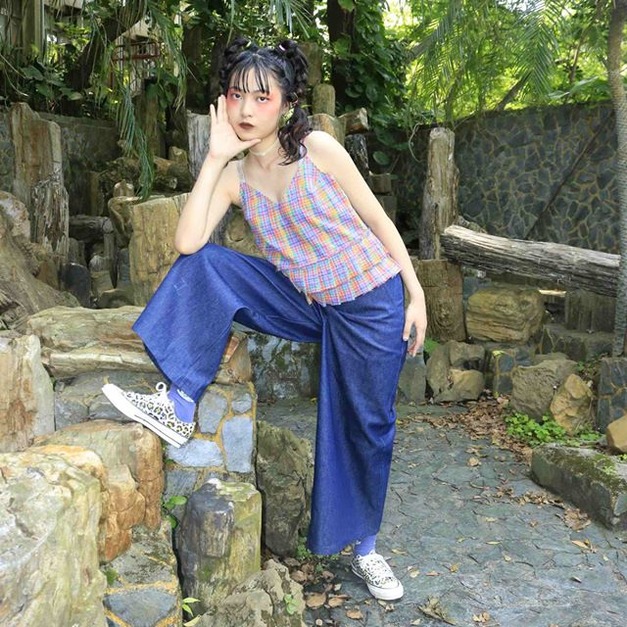 Your Mom Lies 2020 阿爾卑斯擠牛乳少女小可愛