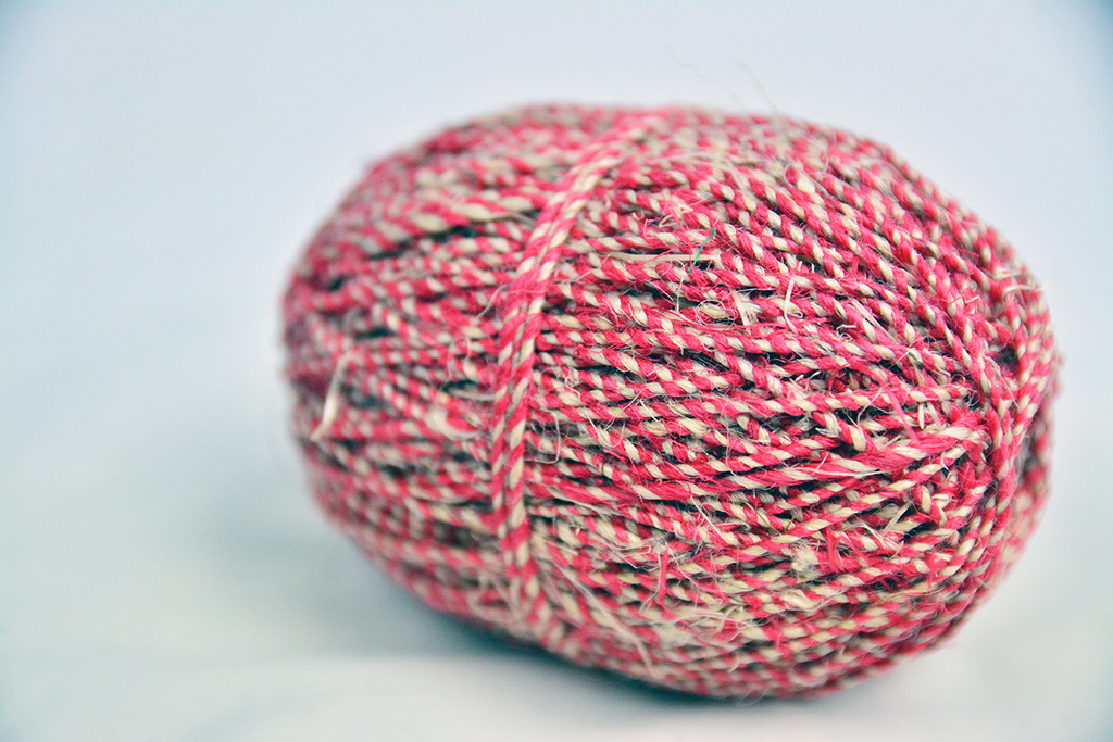 手捻麻线-双色 自然色-红色 公平贸易