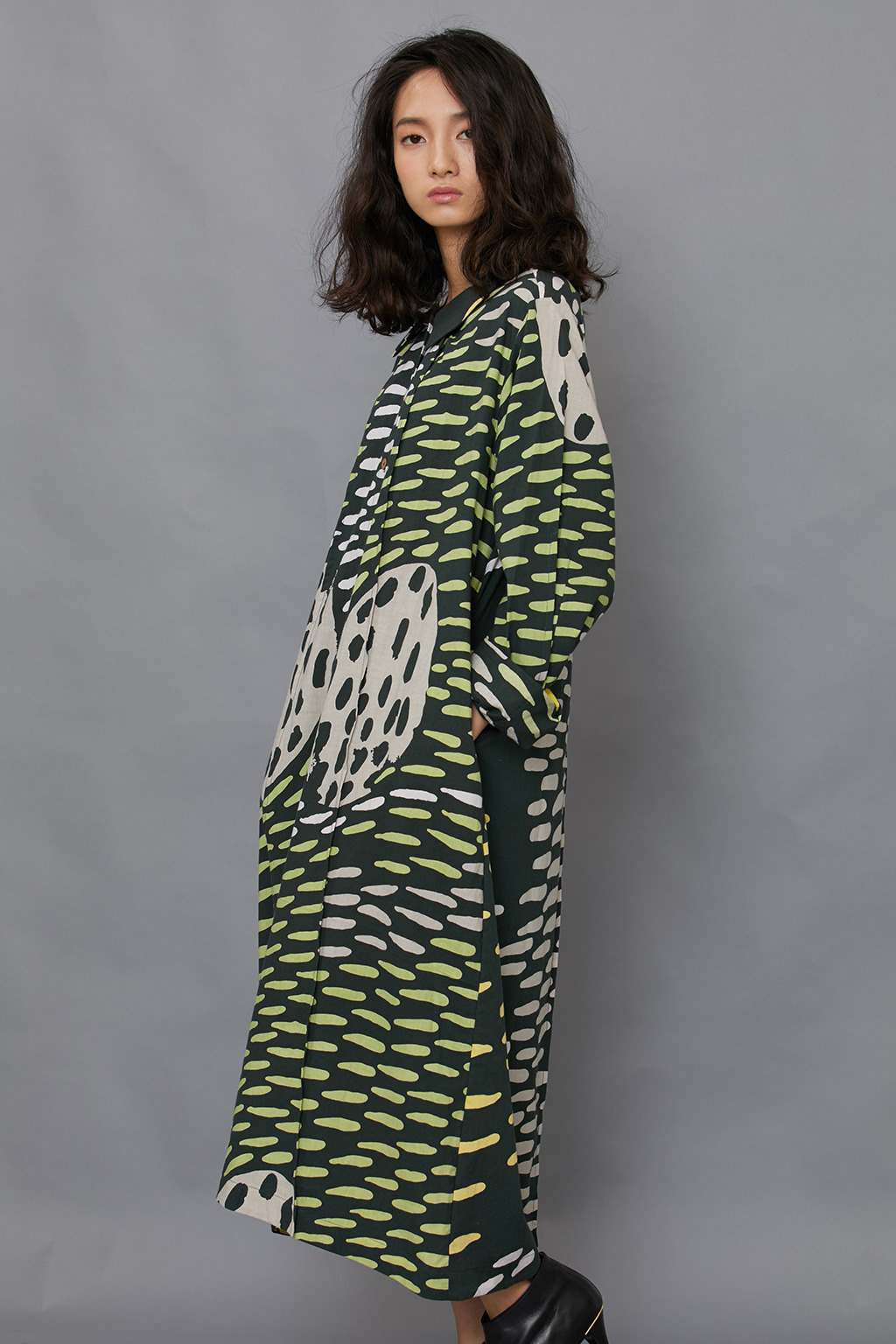 三角褶长衬衫印花洋装-丛林沼泽-公平贸易