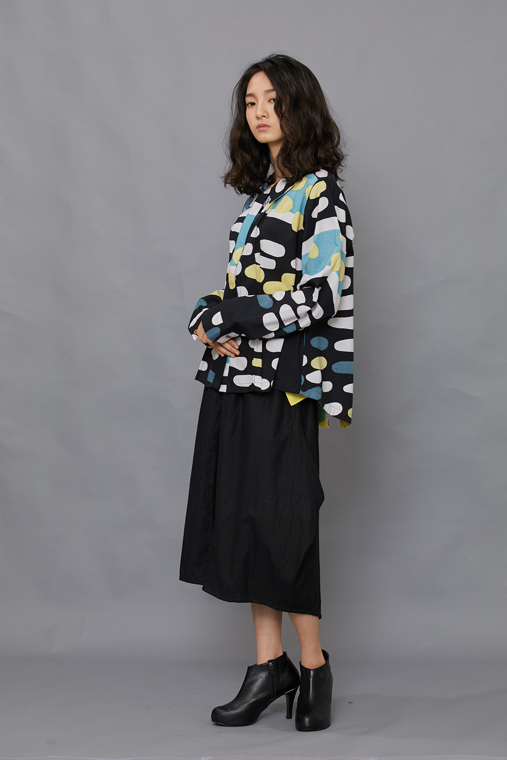 三角褶长袖印花衬衫-黑夜水岸-公平贸易