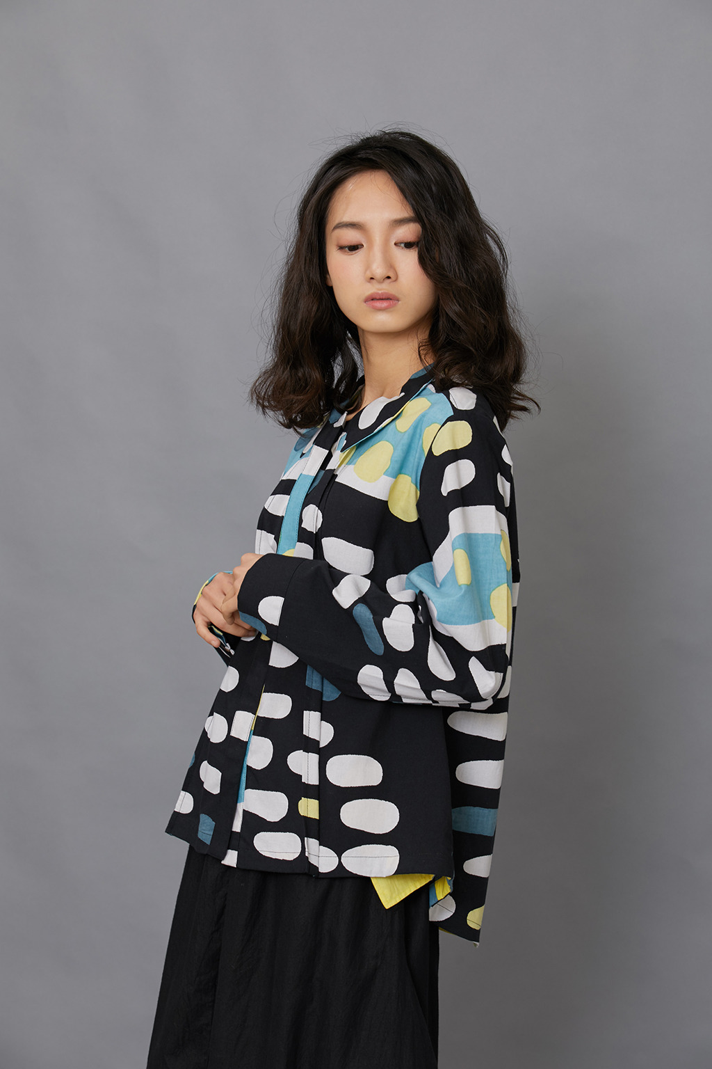 三角褶长袖印花衬衫-黑夜水岸-公平贸易 | 茧裹子twine