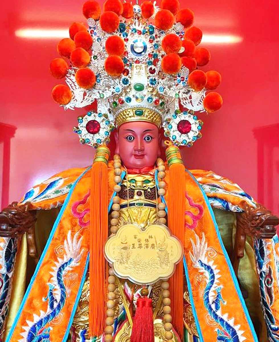 廣澤尊王配戴專屬神明金牌實拍