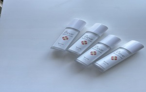 剛剛好 精華水乳 四件組
