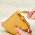 CHENSON三明治夾層 8卡4鈔大容量手機包長夾 黃(CG15199-L)_3