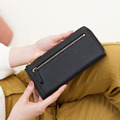 CHENSON真皮 超薄第三代 8卡L型長夾 外側附獨立零錢袋 黑(W22437-3)