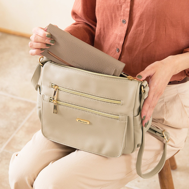 CHENSON 8口袋通勤包斜背包(CG84921-E)