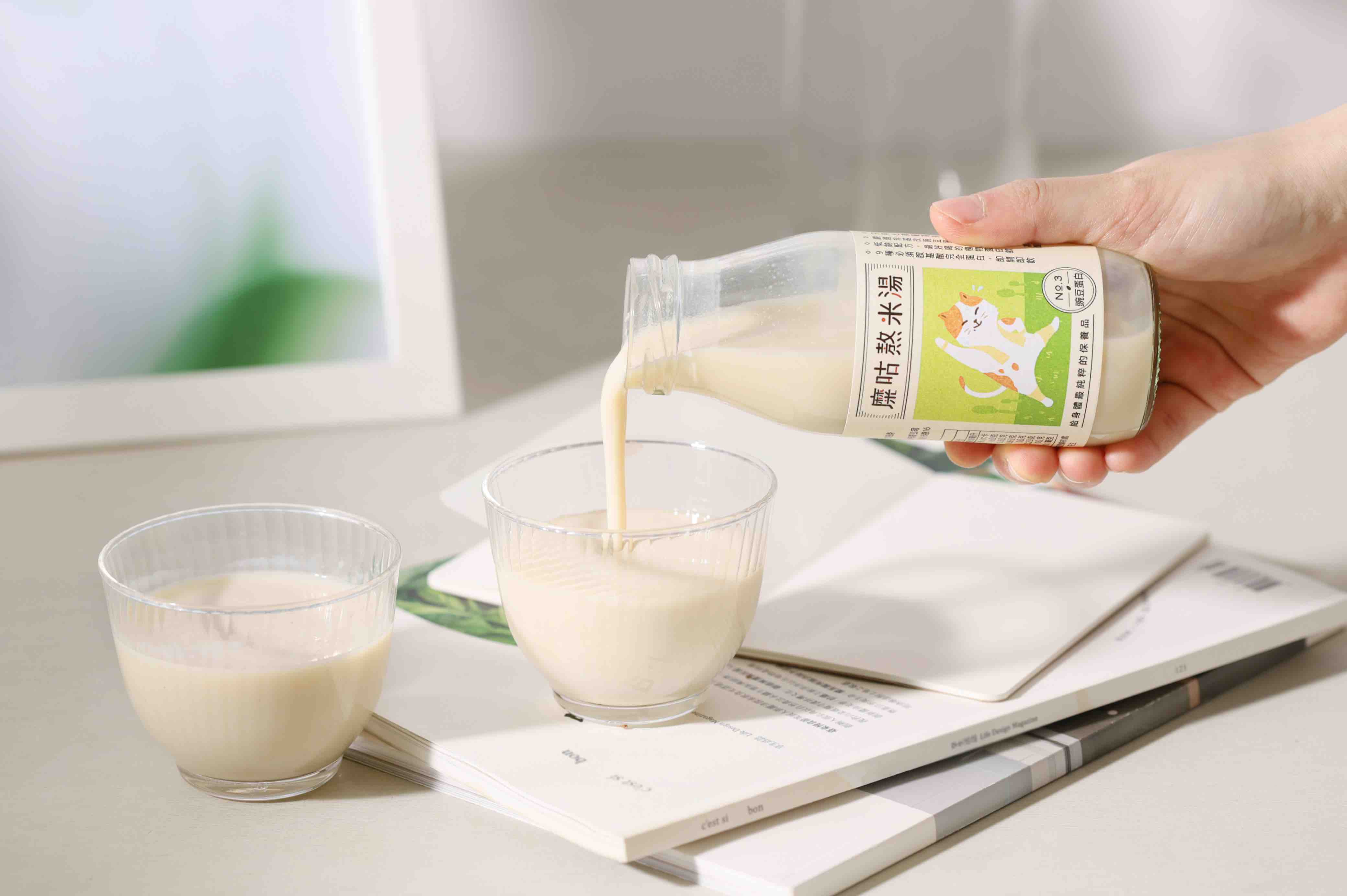 8%極高吸收度的無添加蛋白米湯，豌豆蛋白口味，喝起來溫潤順口，又擁有滿滿的蛋白質！