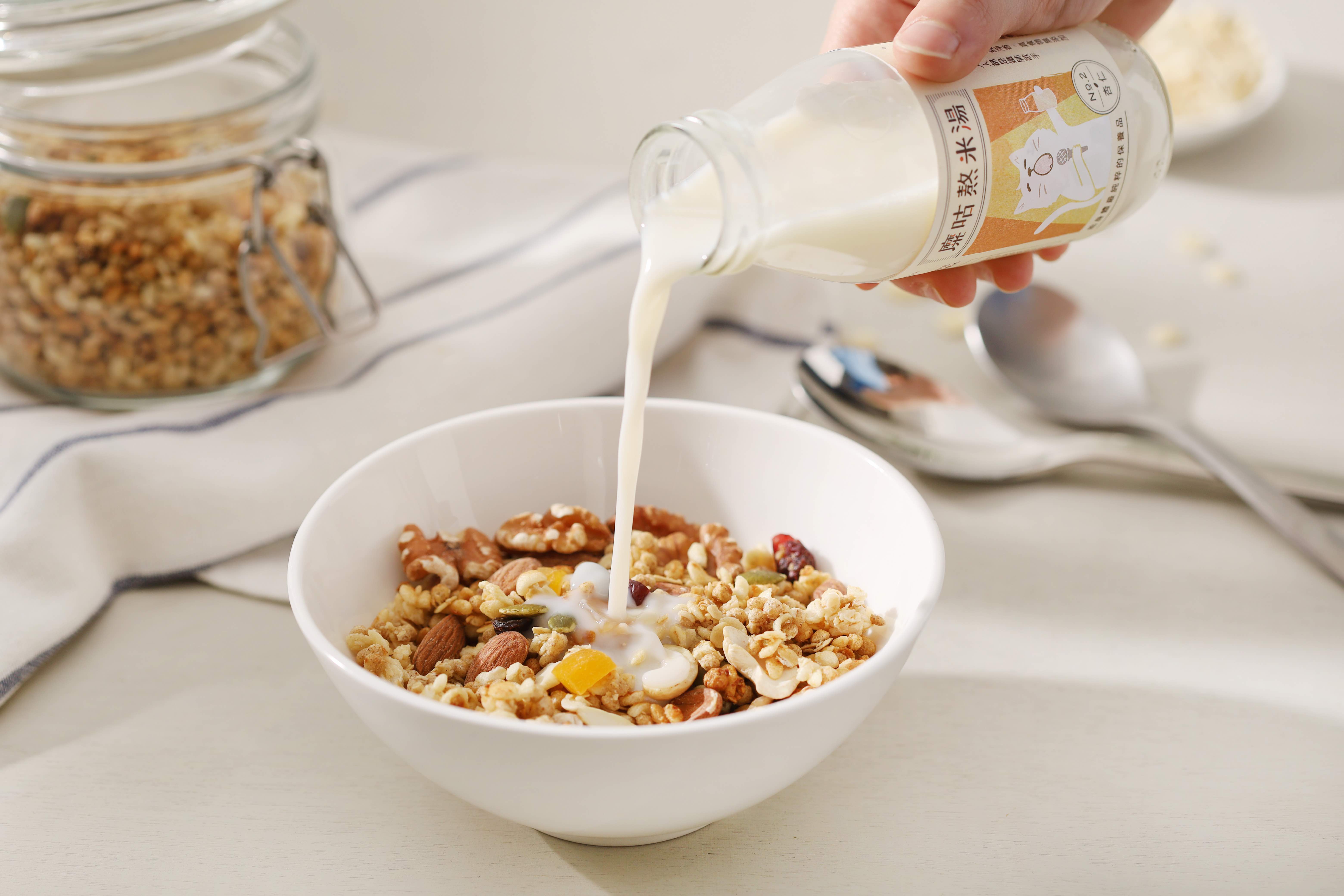 杏仁糜咕熬米湯