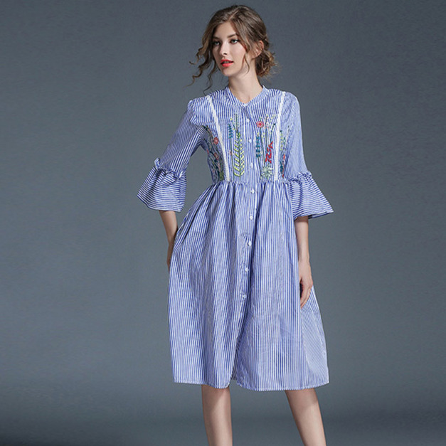 歐風時尚 條紋刺繡喇叭袖小香風洋裝