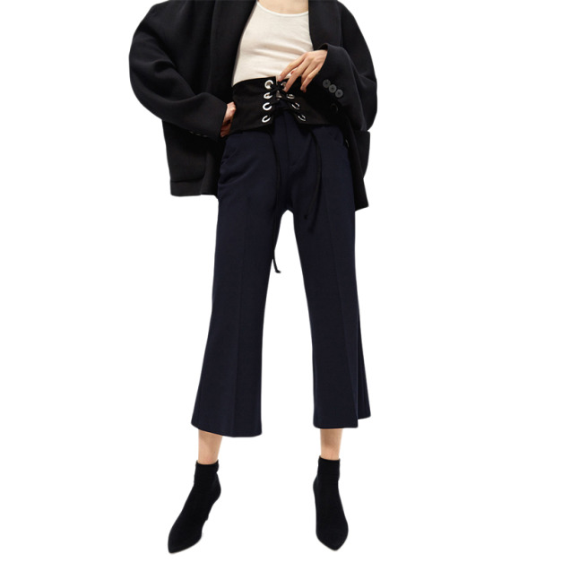 姊的時代穿搭 | 氣質 側口袋七分小喇叭褲