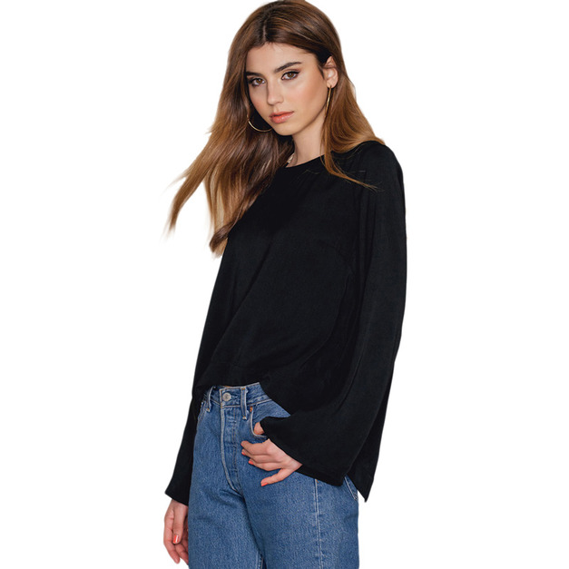 後背細節 唯美開叉燕尾上衣