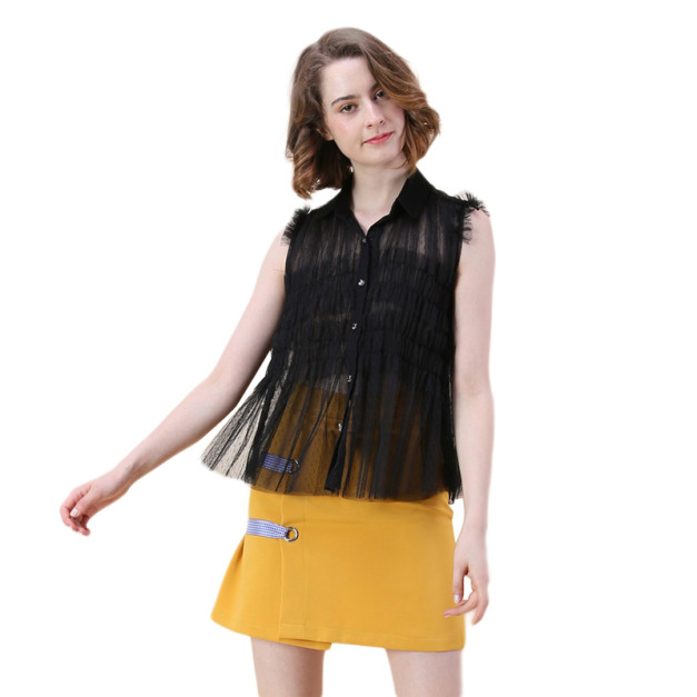 姊的時代穿搭 | 百搭網紗微透木耳邊精緻襯衫